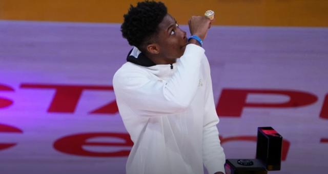 字母弟10票压唐斯 太多球员把全明星投票权当儿戏